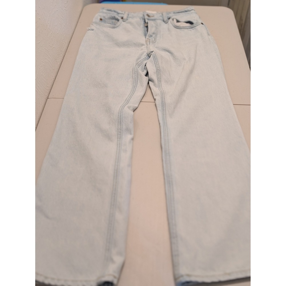H&M Light Wash Straight Leg Button Fly High Rise Denim Jeans Womens Size 8